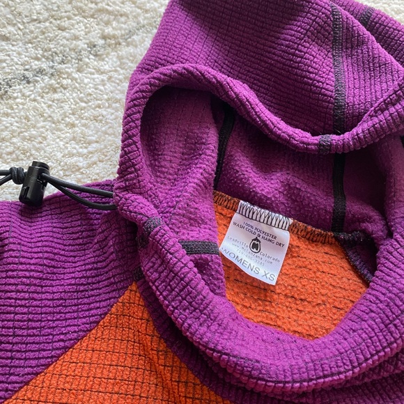 Melanzana Women’s XS Purple and Orange Hooded Sweatshirt - Picture 3 of 6